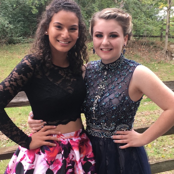 Homecoming Dress - Picture 2 of 4